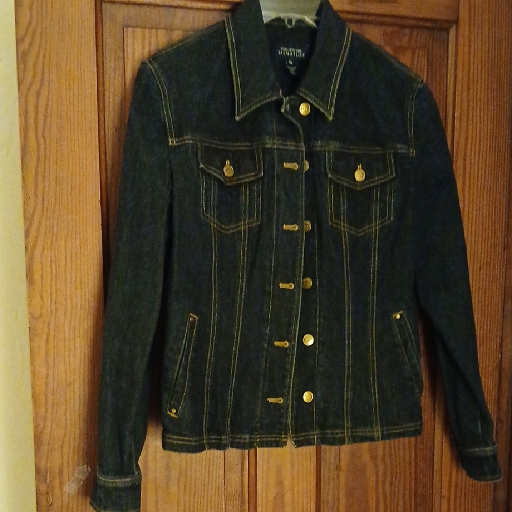 NWOT Jones New York Denim Jacket with Gold Buttons